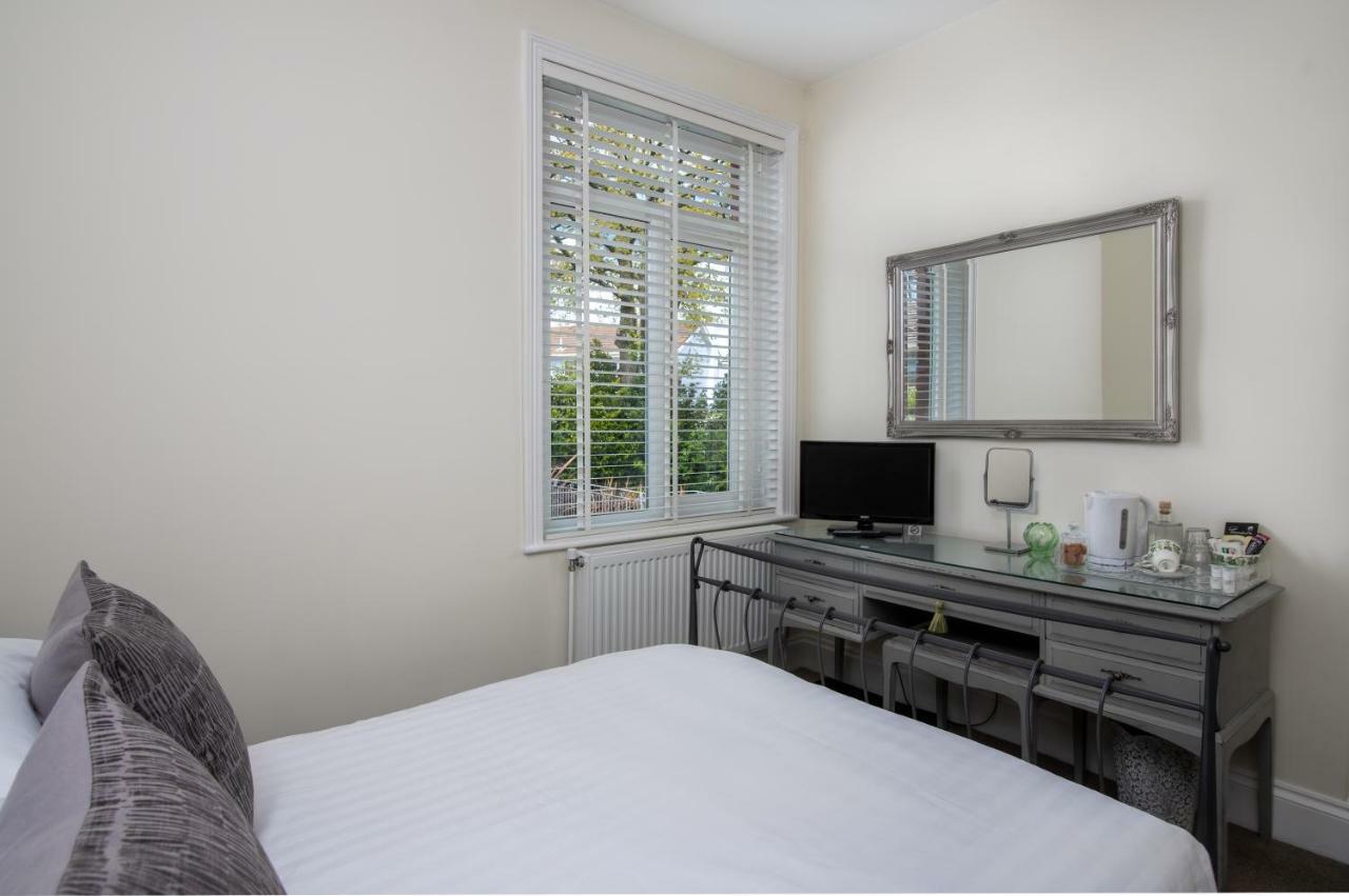 The Dartmouth Boutique B &B Bed and Breakfast Εξωτερικό φωτογραφία
