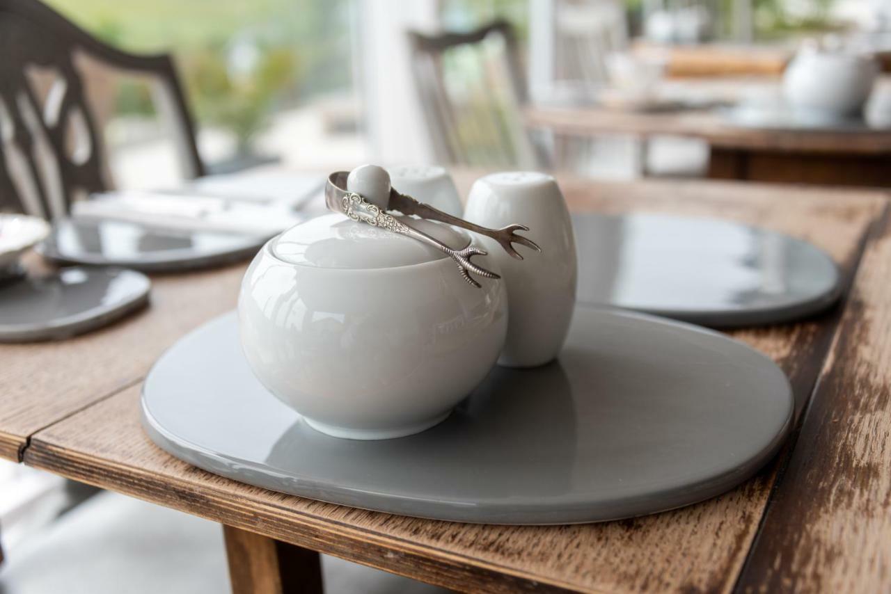 The Dartmouth Boutique B &B Bed and Breakfast Εξωτερικό φωτογραφία