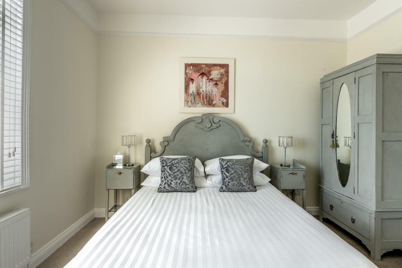 The Dartmouth Boutique B &B Bed and Breakfast Εξωτερικό φωτογραφία