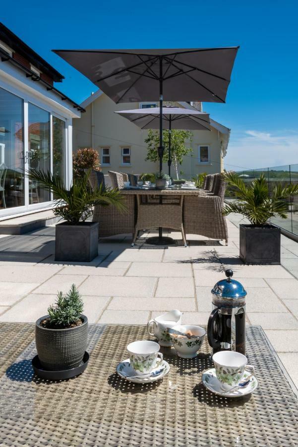 The Dartmouth Boutique B &B Bed and Breakfast Εξωτερικό φωτογραφία