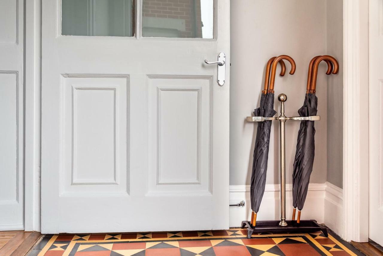 The Dartmouth Boutique B &B Bed and Breakfast Εξωτερικό φωτογραφία